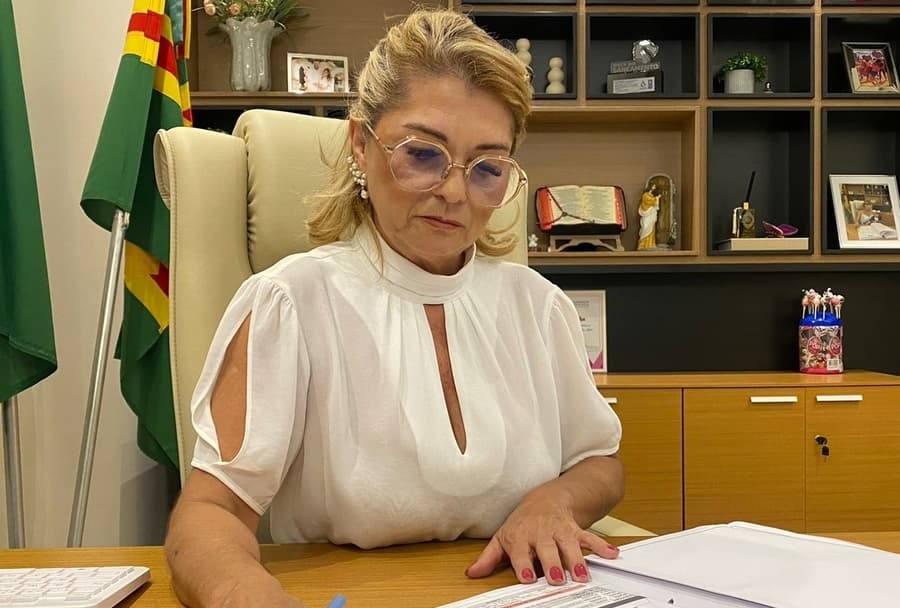 Prefeita Vanda Camilo ficará ausente por uma semana após sofrer acidente