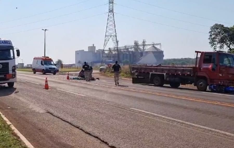 Motociclista morre em acidente na BR-060 após ser atingido por caminhão