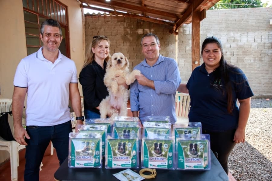 Prefeitura adquire 300 coleiras e inicia avaliação de animais para prevenção a Leishmaniose