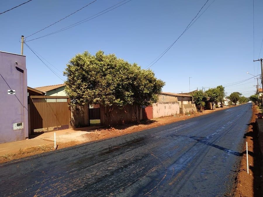 Com recurso próprio, Prefeitura avança com pavimentação no Bairro Diva Nantes
