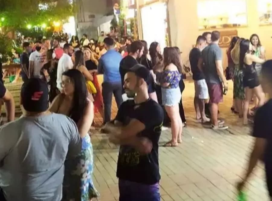 Em meio a pandemia e feriadão, turistas lotam Bonito e preocupam autoridades de Saúde