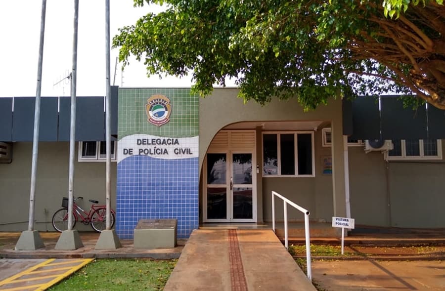 Mulher é ameaçada por vendedores ambulantes no bairro Cascatinha 2