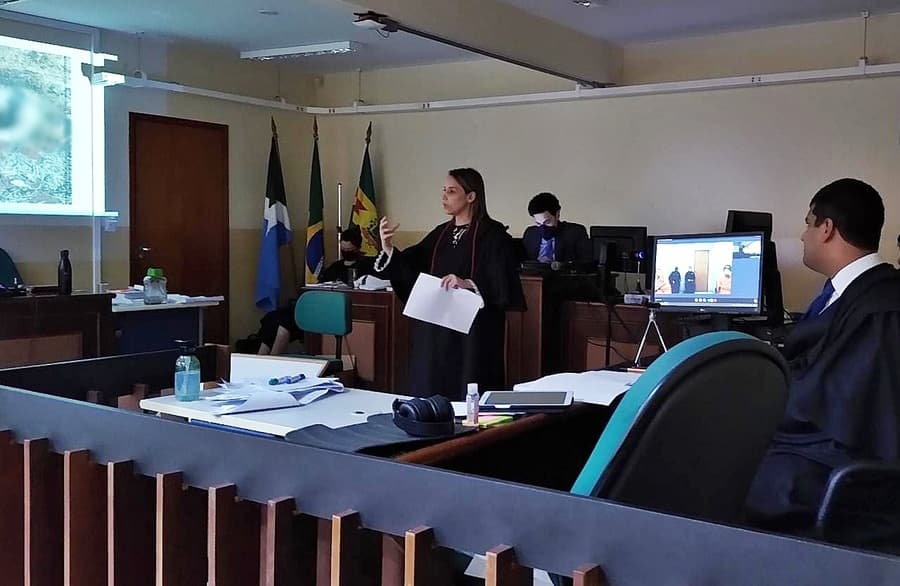 Em julgamento com mais de 15 horas, Karina e Sherry são condenadas por matar idosa em 2017