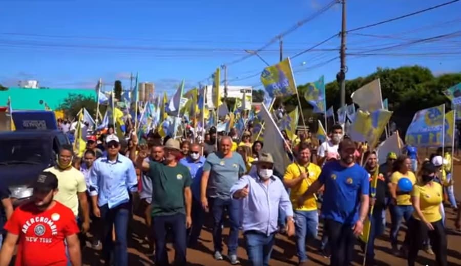 Pela segunda vez, caminhada de Enelvo Felini levou multidão às ruas de Sidrolândia
