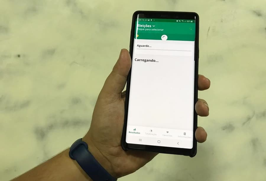Lentidão na totalização dos votos atrasa a divulgação dos resultados pelo TSE