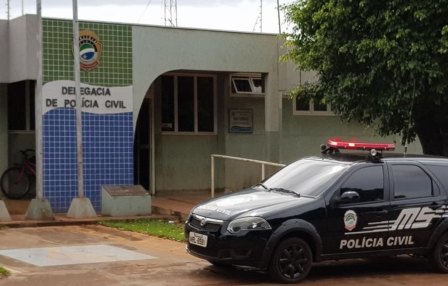 Outra vítima: Mulher vai a delegacia após ser vítima de importunação sexual em via pública