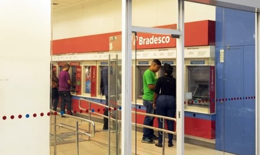 Salário de novembro dos servidores da prefeitura será pago nesta sexta-feira