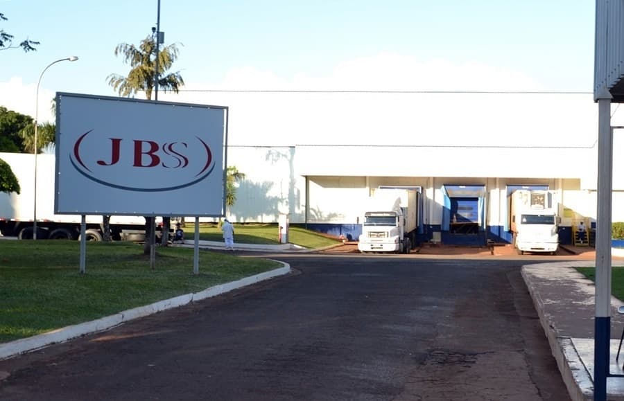 JBS abre 12 vagas para o Programa de Formação de Advogados Trabalhistas