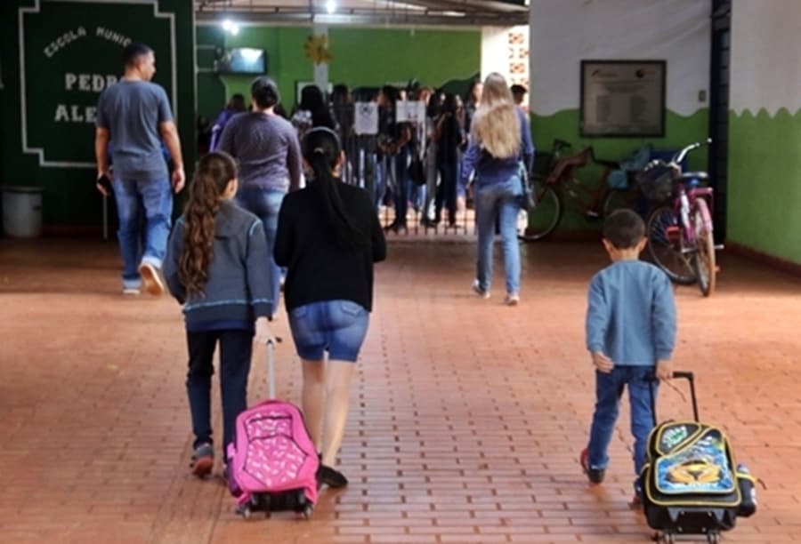 Aulas da rede municipal de Sidrolândia voltarão com ensino híbrido