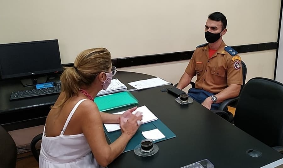 Prefeita confirma a implantação do projeto “Bombeiro do Amanhã” para adolescentes