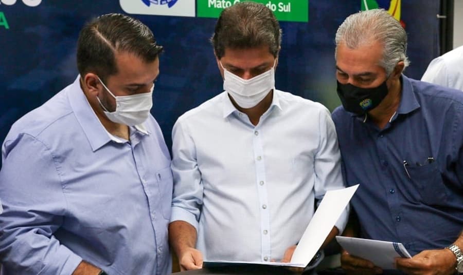 Governador recebe demandas de Maracaju durante reunião na Câmara Municipal
