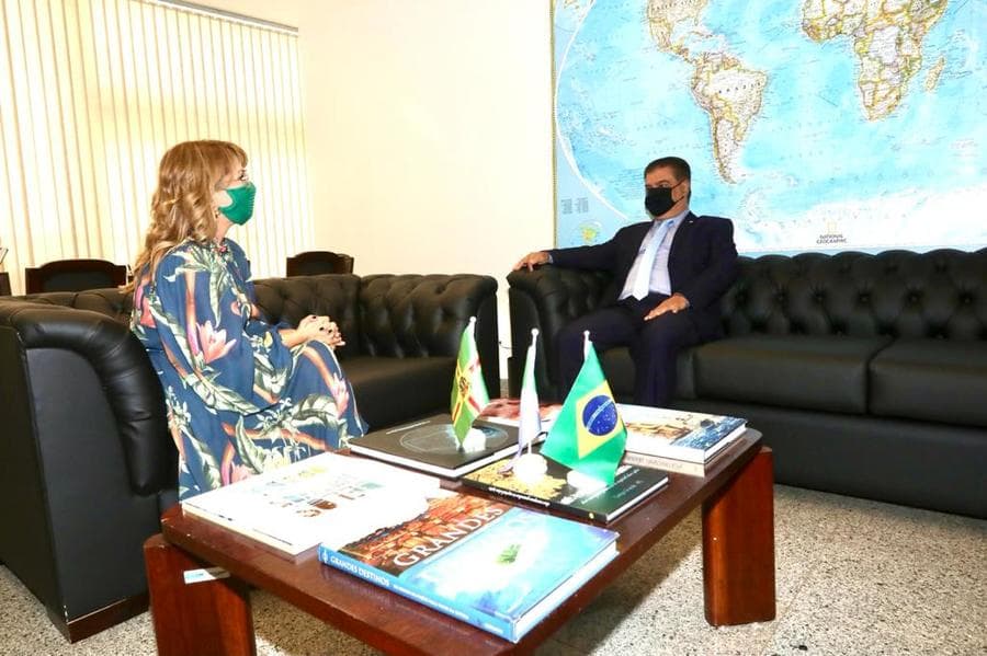 Em Brasília, Vanda Camilo busca recursos emergenciais para estradas vicinais e Pronto-Socorro