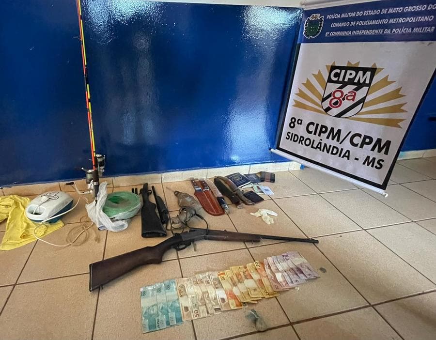 Polícia Militar fecha boca de fumo no distrito do Quebra Coco