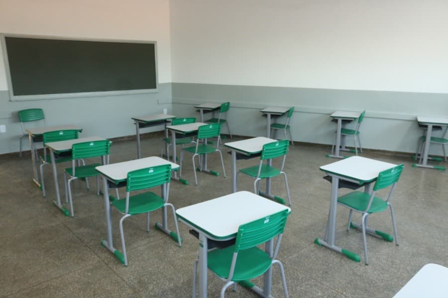 Escolas municipais devem receber 1,5 mil alunos na 1ª semana de volta às aulas