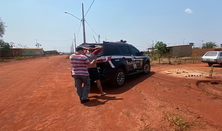 Polícia Civil cumpre mandado judicial e prende condenado por assassinato em 2012