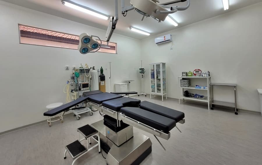 Vanda e Jacob inauguram centro cirúrgico e anunciam novo tempo para a saúde