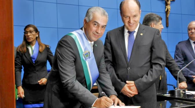Na posse, Reinaldo Azambuja reafirma compromisso com projetos estruturantes