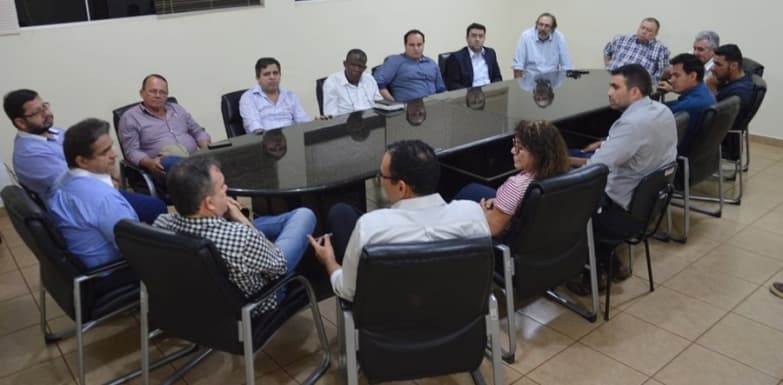 Em Sidrolândia, deputado Vander Loubet afirma que irá cumprir compromissos