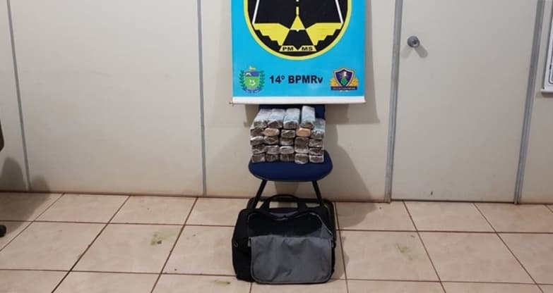 PMR encontra maconha em mala durante abordagem a ônibus na MS-164