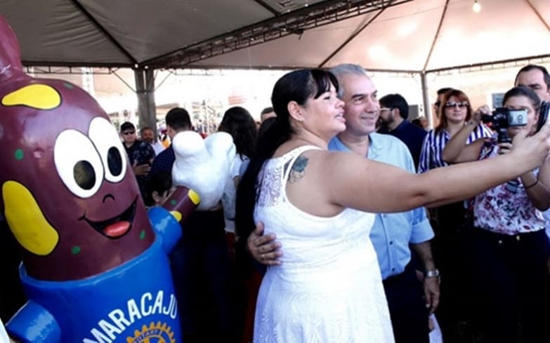 Reinaldo Azambuja destaca importância da Festa da Linguiça de Maracaju