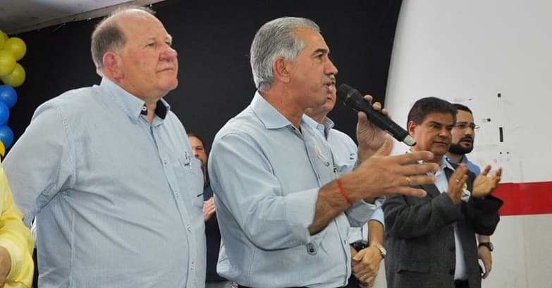 Reinaldo Azambuja confirma incentivo a frigorífico e asfalto até Anhanduí