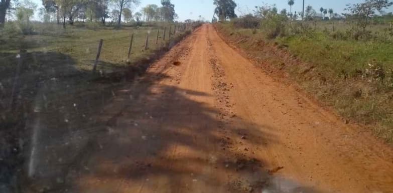 Prefeitura realiza manutenção em estrada de acesso ao Assentamento Triângulo