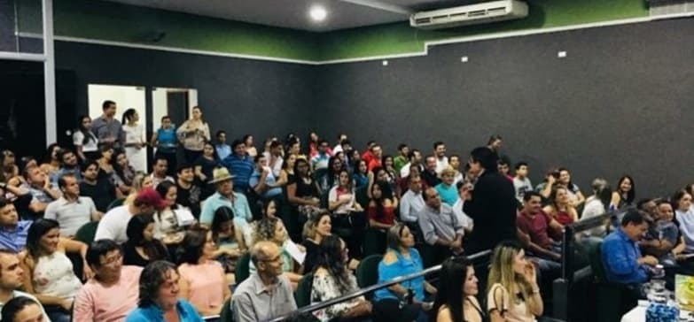 Na Expo, Sicredi e Aesidro realizam hoje 1º encontro empresarial com palestra ‘profissional show’