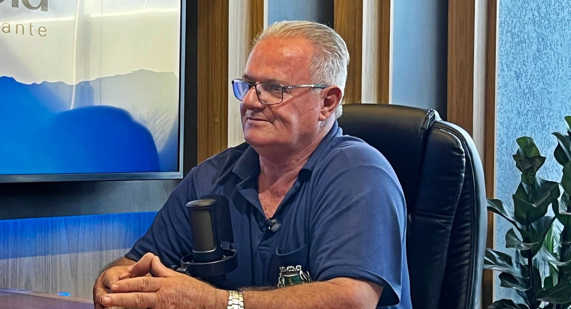Em podcast, Superintendente do Transporte Escolar de Sidrolândia detalha reestruturação, economia e novos investimentos
