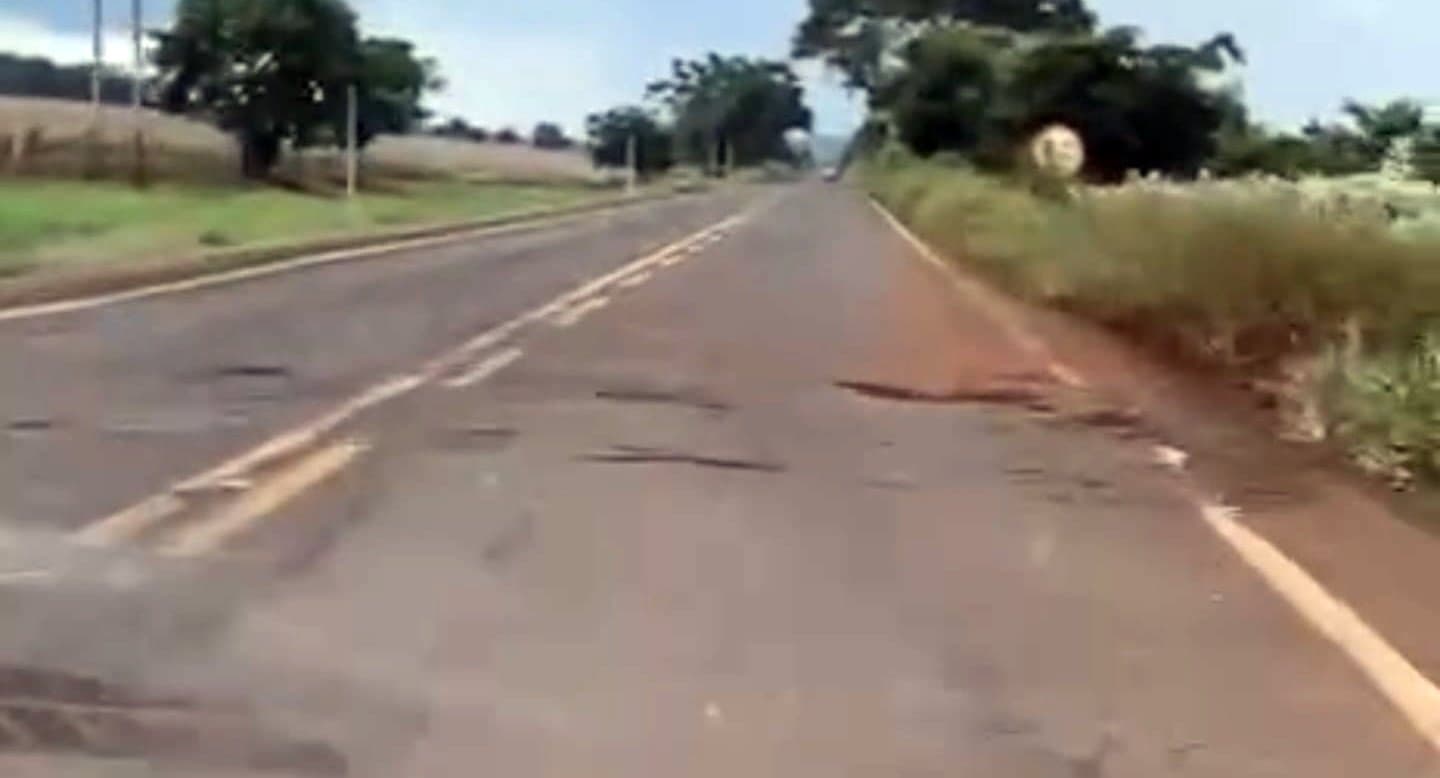 Mesmo após manifesto de indígenas, rodovia MS-162 segue precária dando prejuízo a motoristas
