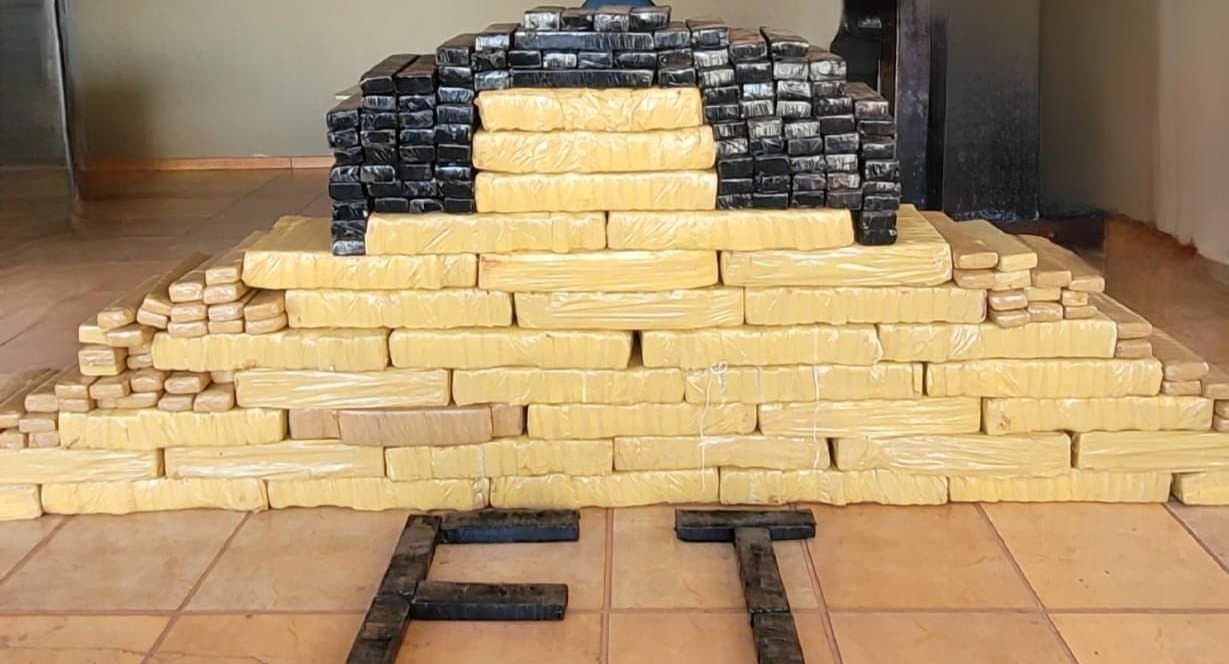 Força Tática de Sidrolândia apreende carga de maconha avaliada em mais de R$ 1,2 milhão na MS-162