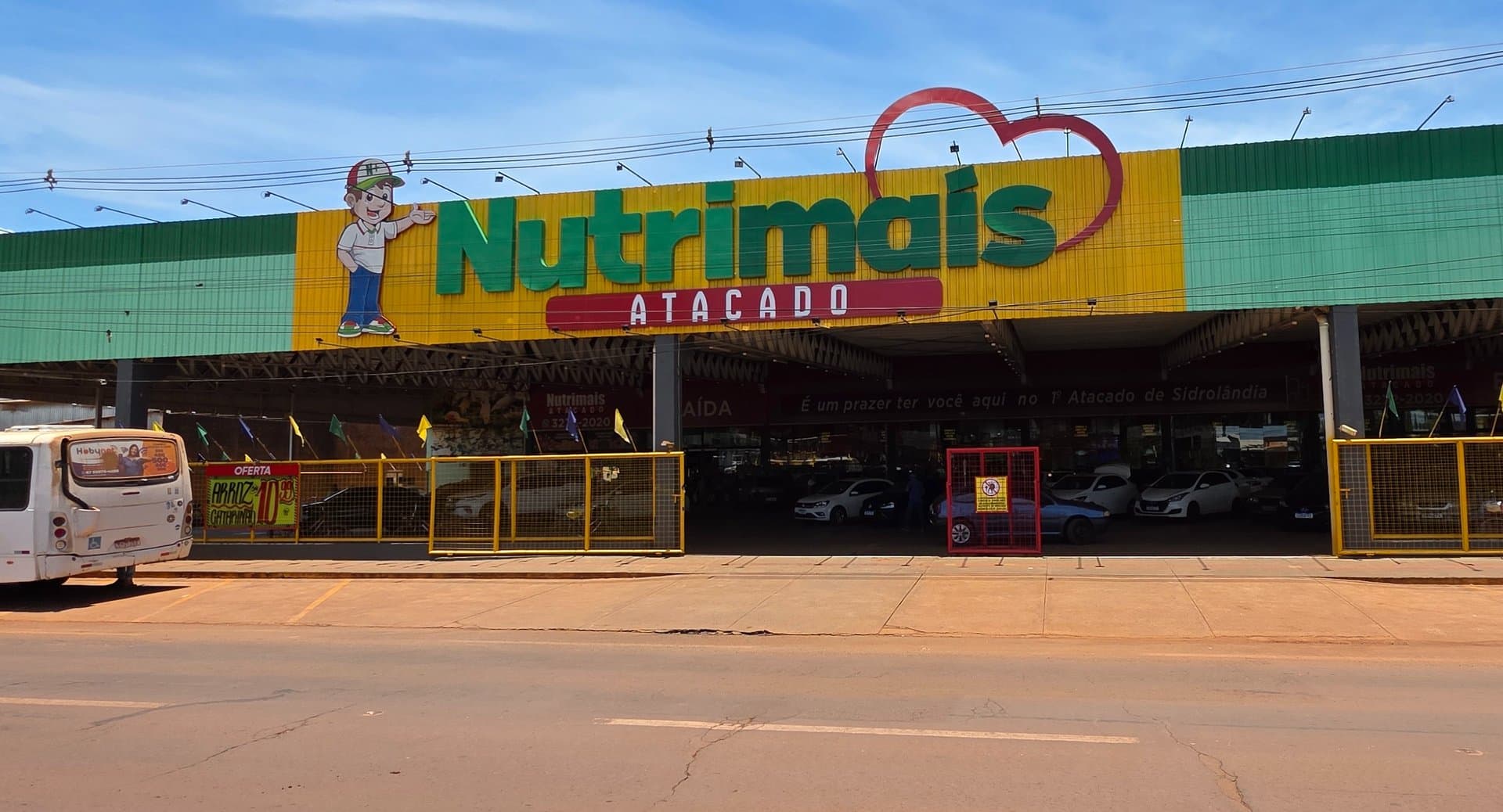 Nutrimais Atacado realiza plantão de vagas nesta quinta e sexta em Sidrolândia