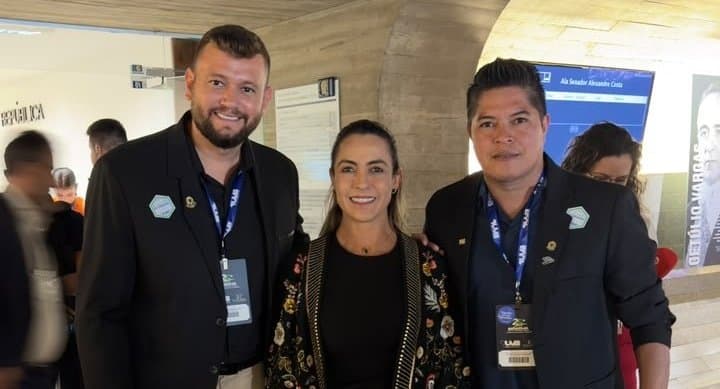 Senadora atende vereadores e destina R$ 1 milhão para implantação do centro de Hemodiálise em Sidrolândia