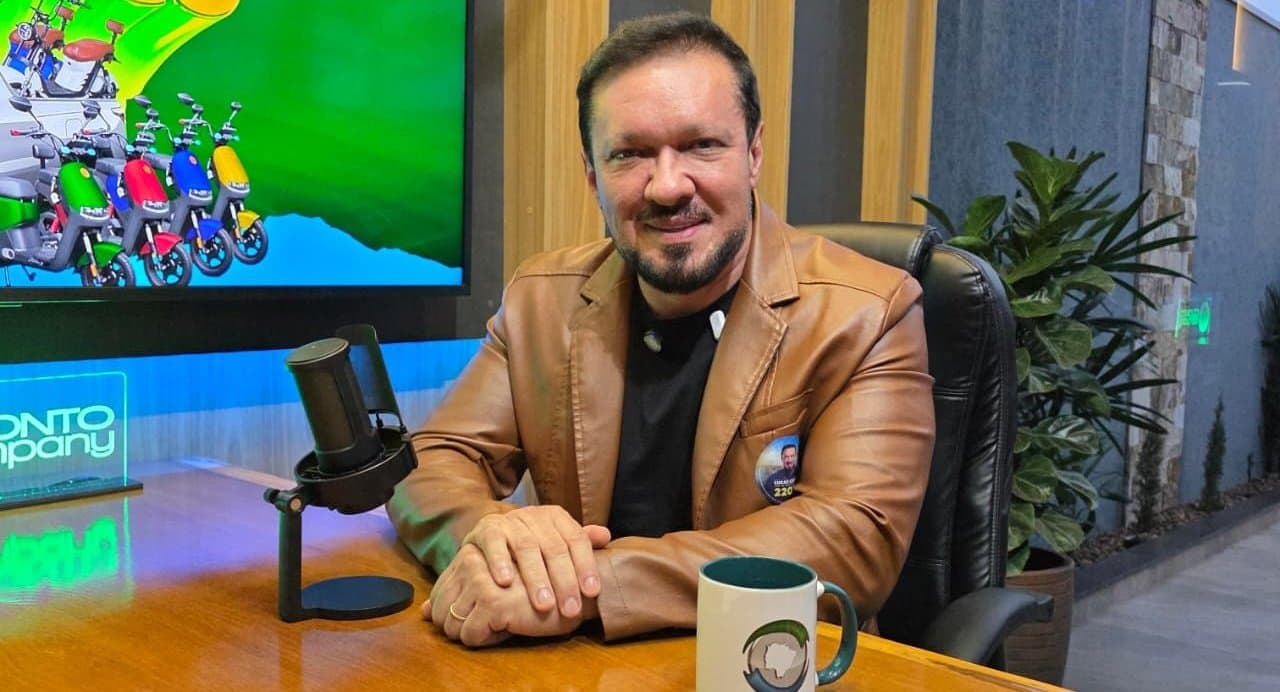 No rádio há quase 40 anos, Deputado Lucas de Lima destaca trajetória, ações sociais e defesa da comunidade