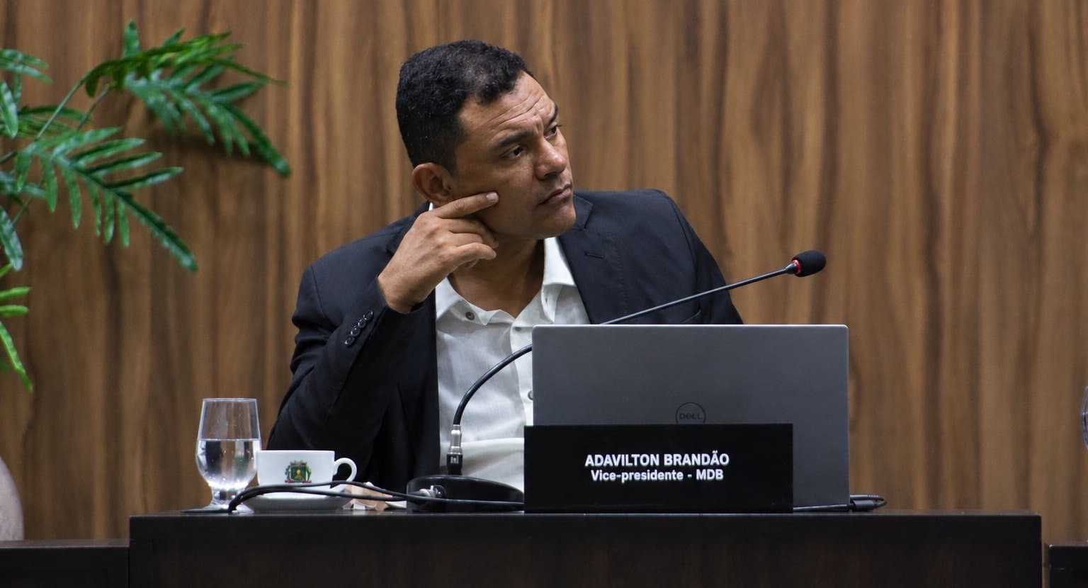 Juíza revoga afastamento de Adavilton Brandão e vereador deve reassumir cadeira na Câmara de Sidrolândia