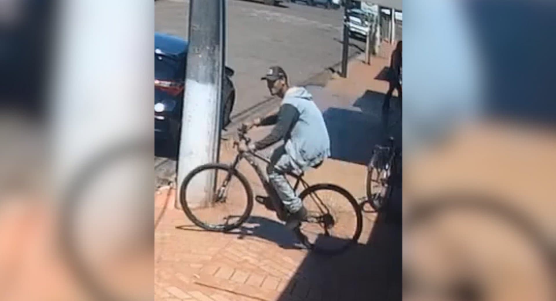 Câmera de segurança flagra meliante furtando bicicleta no centro de Sidrolândia